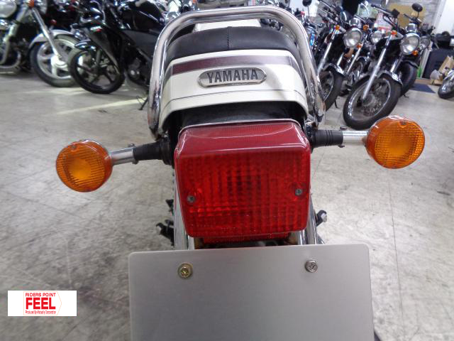 ヤマハ SR400 インジェクションモデル ノーマル車 RH03J 赤キー