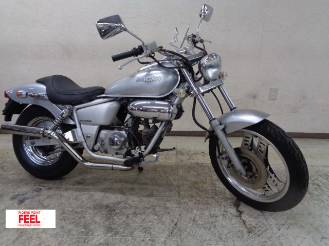 ホンダ　マグナ50