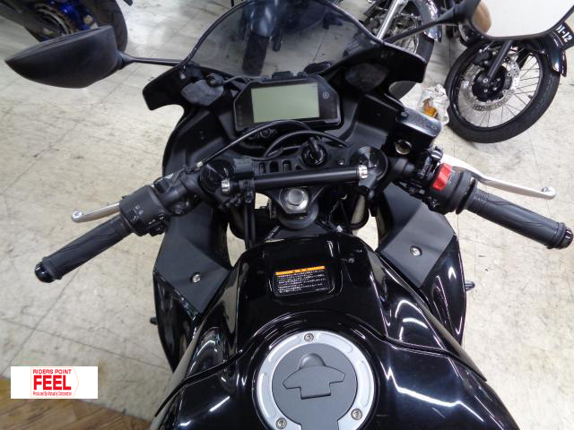 ヤマハ YZF-R25