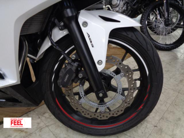 ホンダ CBR400R