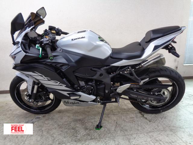 カワサキ Ninja ZX-4R SE ワンオーナー車 フェンダーレス 純正 カワサキ Ninja ZX-4R SE ワンオーナー車 フェンダーレス 純正