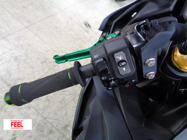 ｒ✩様今日発送 カワサキ Ninja ZX-4R SE ワンオーナー車 フェンダーレス 純正