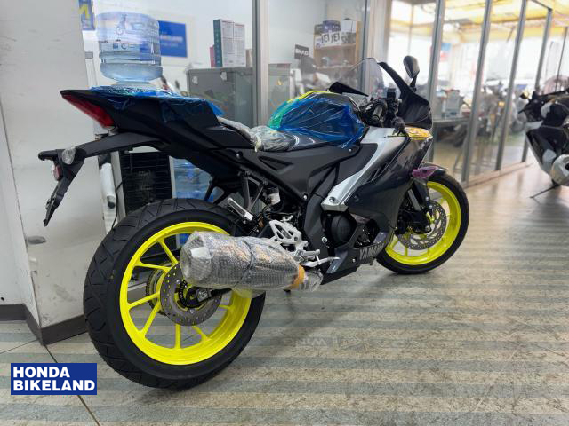 ヤマハ YZF-R15
