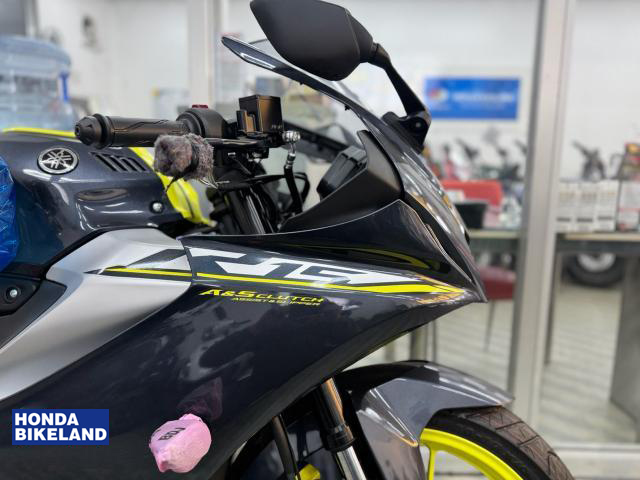 ヤマハ YZF-R15