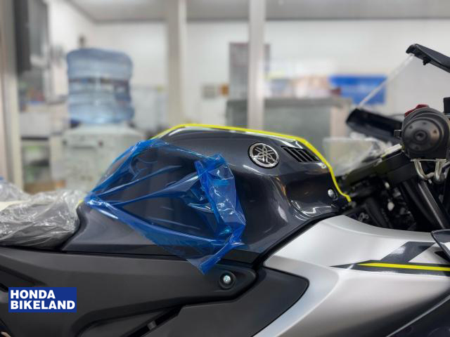 ヤマハ YZF-R15