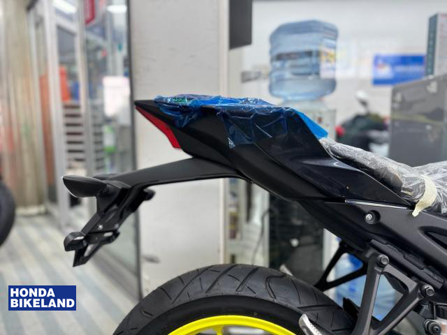 ヤマハ YZF-R15