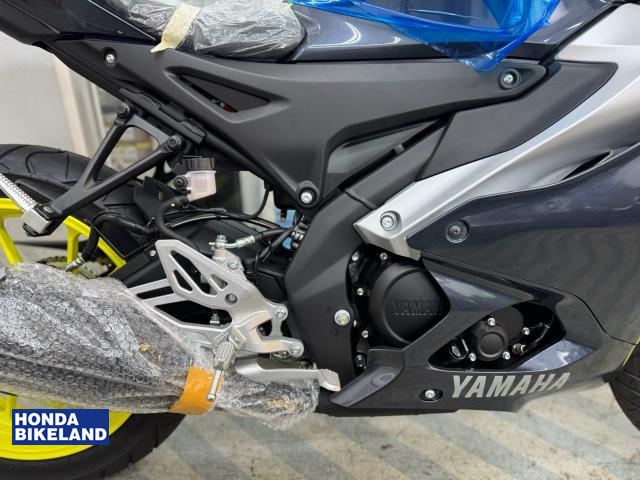 ヤマハ YZF-R15