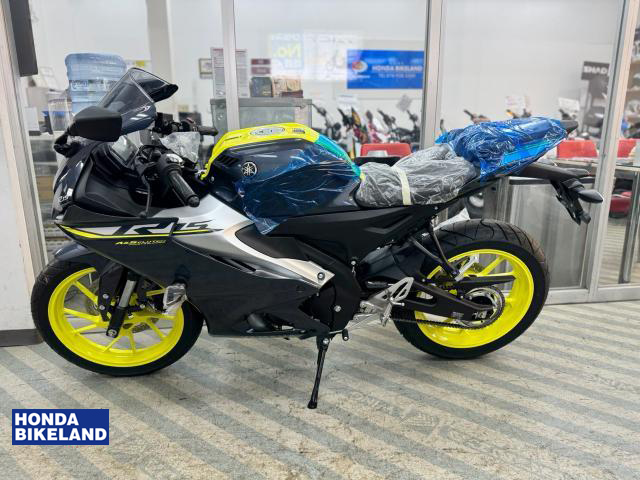 ヤマハ YZF-R15