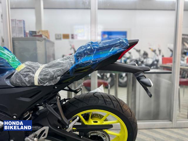 ヤマハ YZF-R15