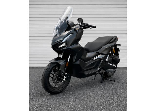 ホンダ　ADV160