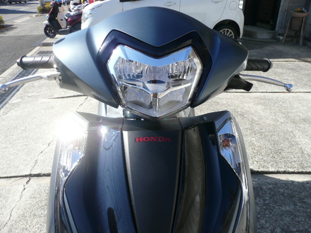 ホンダ リード125 国内正規品 2025年最新モデル ツートンカラー