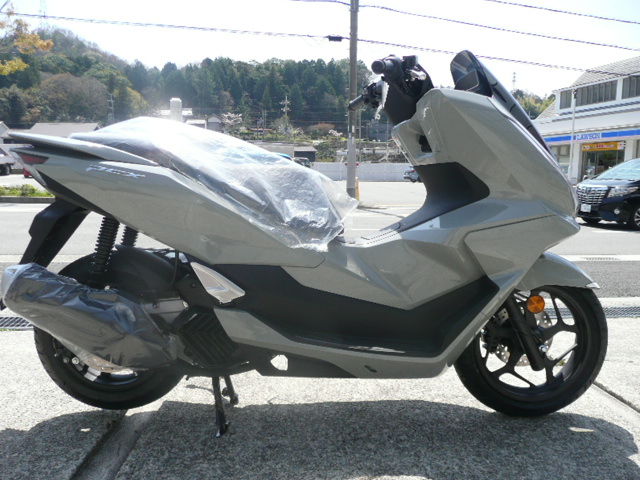 　ホンダ　PCX125　新車　2025年モデル　グレー　スマートキー　ＡＢＳ搭載　ＬＥＤヘッドランプ