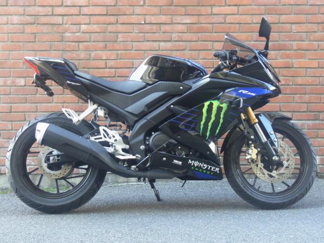 ヤマハ　YZF-R15