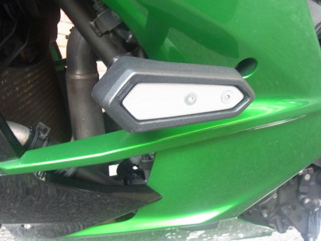 カワサキ Ninja　H2 SX SE