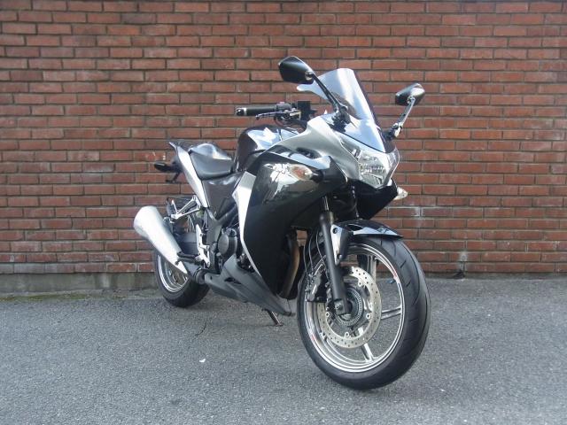 ホンダ CBR250R