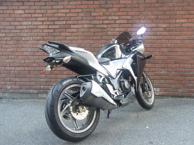 ホンダ CBR250R
