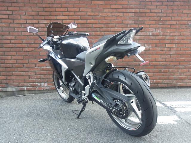 ホンダ CBR250R