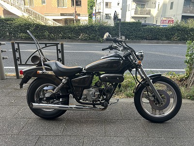 ホンダ　マグナ50