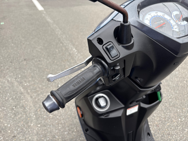 ヤマハ アクシス Z
