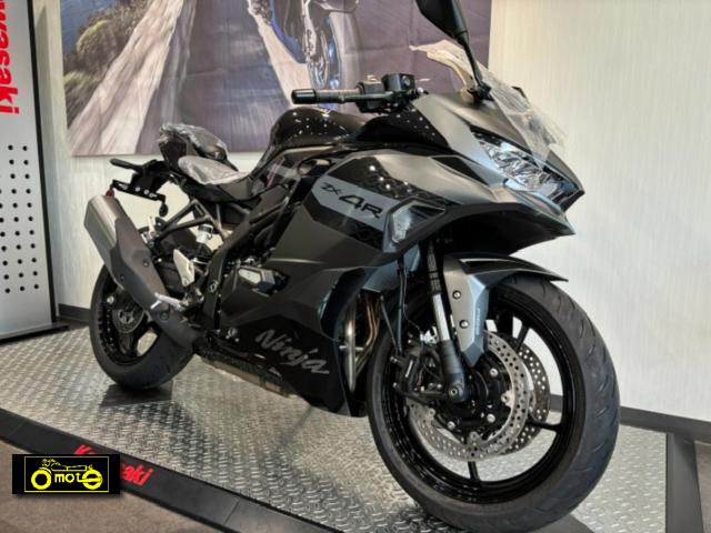 カワサキ　Ninja ZX-4R SE