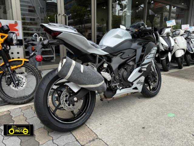 カワサキ Ninja ZX-4RR