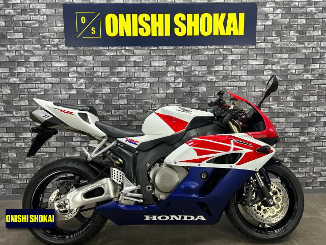ホンダ　CBR1000RR