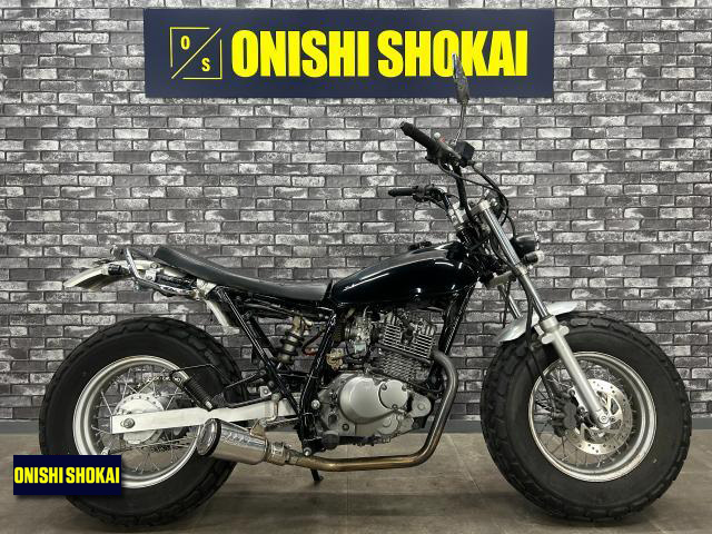 スズキ　Van　Van200
