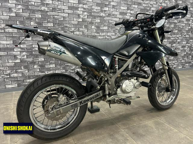 カワサキ Dトラッカー125 バレル4マフラー フェンダーレス エンジン