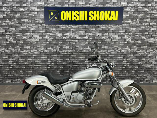 ホンダ　マグナ50