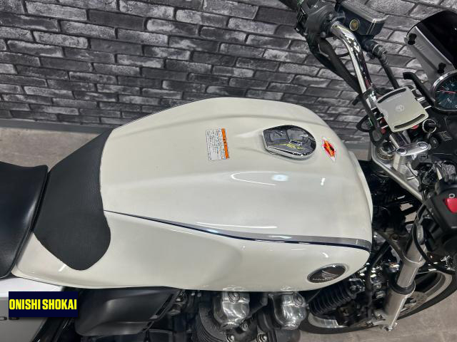 ホンダ CB1100