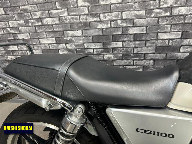 ホンダ CB1100