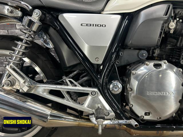 ホンダ CB1100