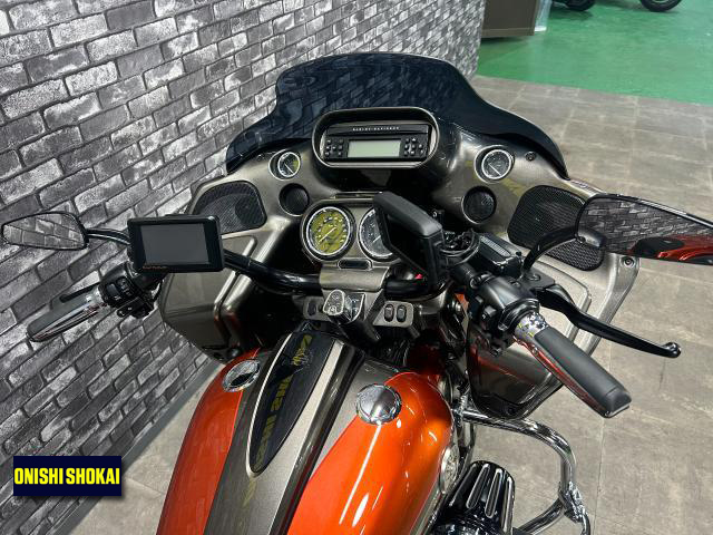 ハーレーダビッドソン CVO FLTRXSE ロードグライドカスタム