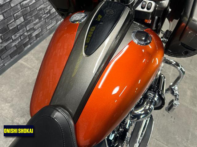 ハーレーダビッドソン CVO FLTRXSE ロードグライドカスタム
