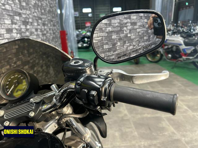 ハーレーダビッドソン XL883R