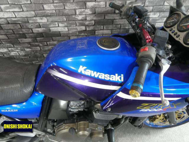 カワサキ ZRX1200S