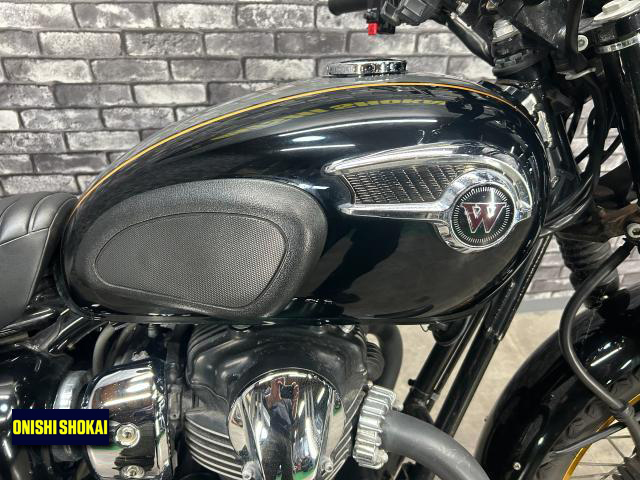 カワサキ W800