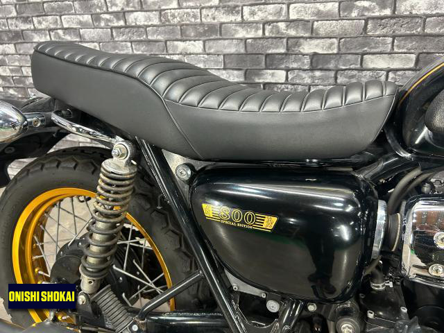 カワサキ W800