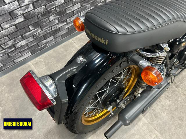 カワサキ W800