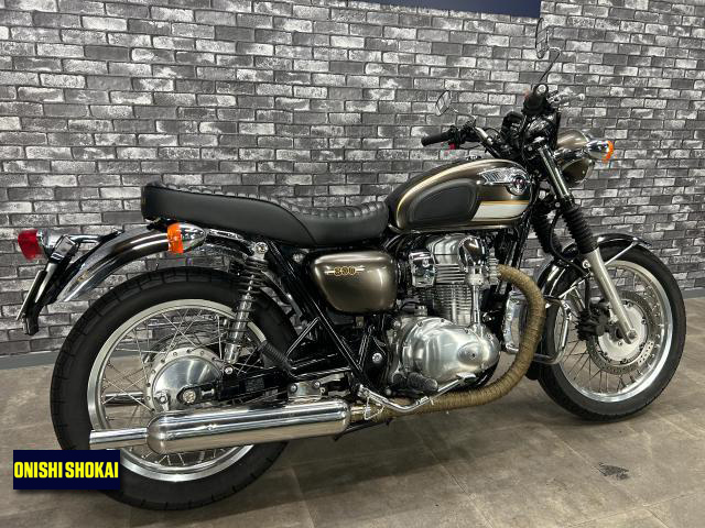 カワサキ W800