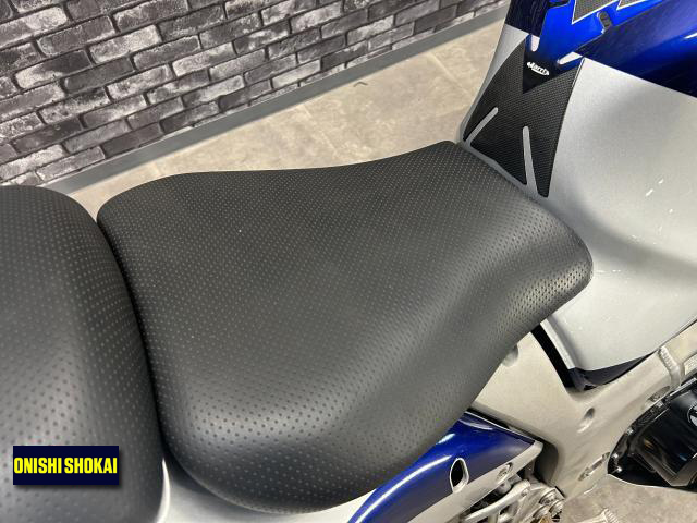 スズキ GSX1300R隼