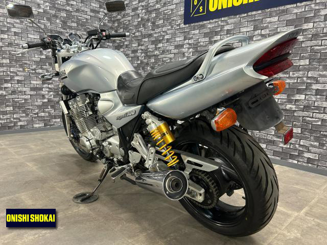 ヤマハ XJR1300