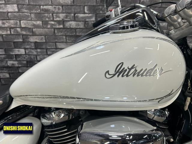 スズキ イントルーダー400クラシック