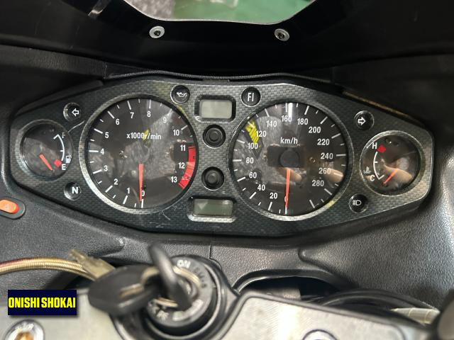スズキ GSX1300R隼