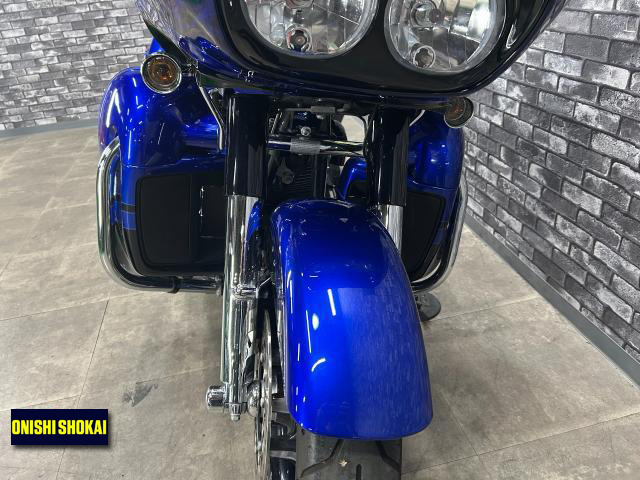 ハーレーダビッドソン CVO FLTRXSE ロードグライドカスタム