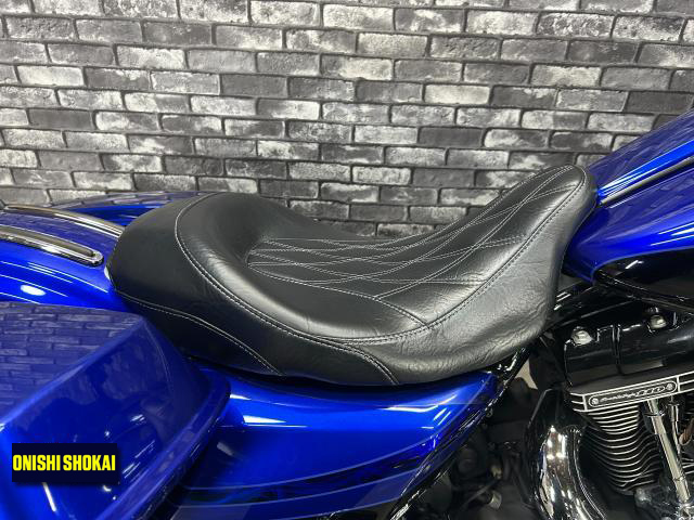 ハーレーダビッドソン CVO FLTRXSE ロードグライドカスタム