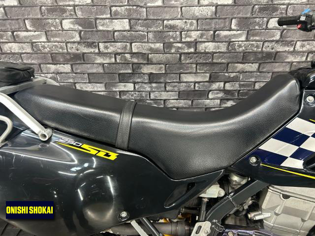 スズキ 250SB