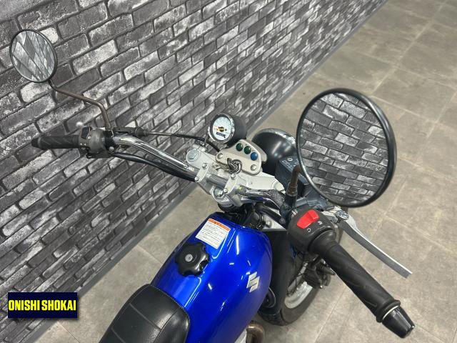 スズキ Van Van200