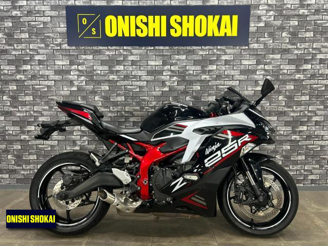 カワサキ　Ninja ZX-25R