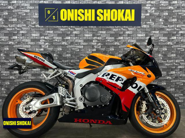 ホンダ　CBR1000RR